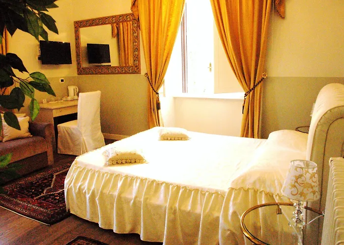Charme Holidays Colosseum Rome